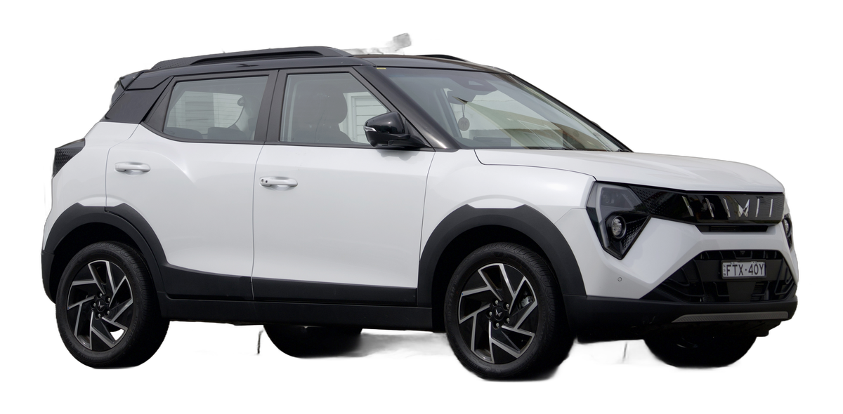 Mahindra XUV 3XO EV Standard